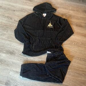 Disney World 50th Sweatpants and Sweatshirt Set spirit jersey  black and gold